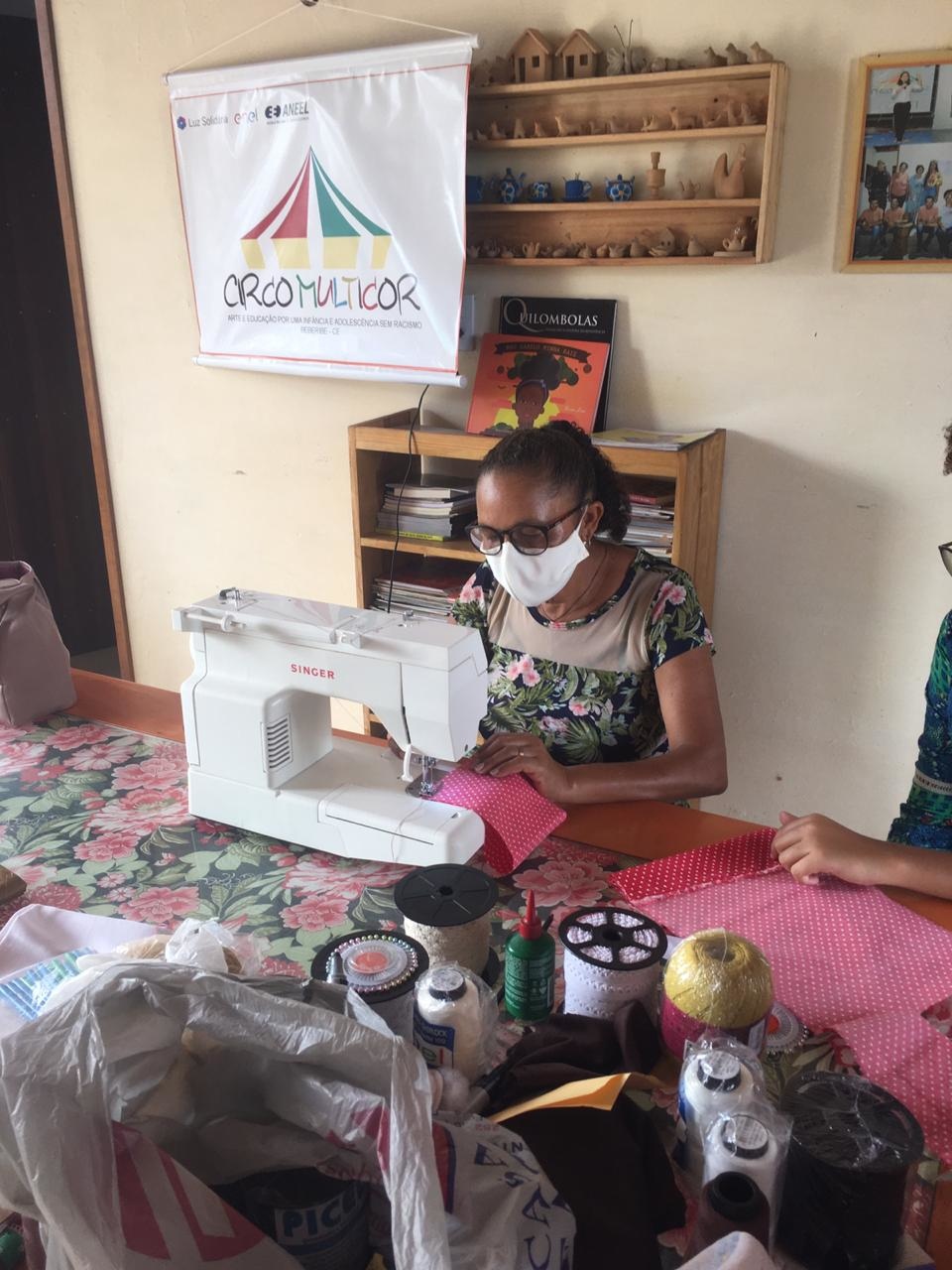 Bonecas 12_Easy-Resize.com.jpg